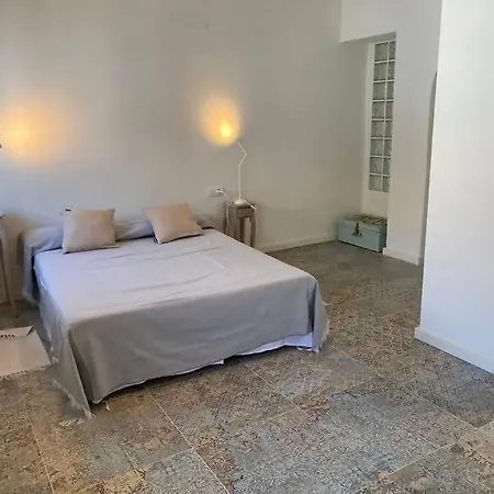 Casa Junto Al Castillo * Denia