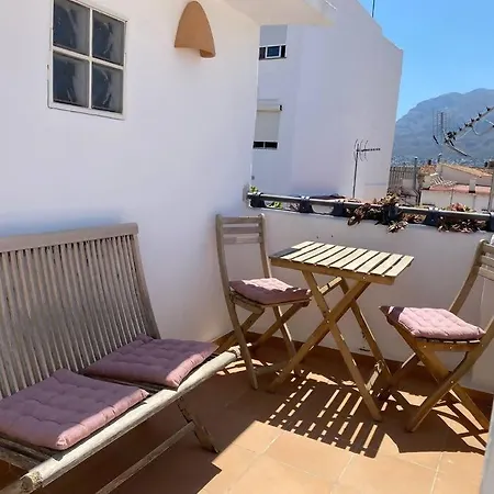 בית נופש Casa Junto Al Castillo *