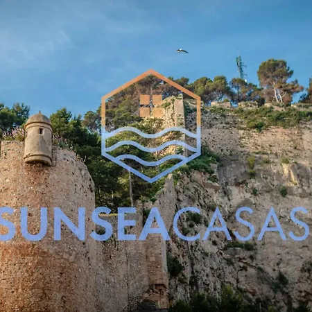 Casa Junto Al Castillo