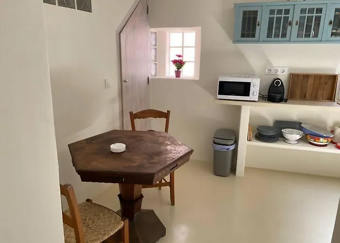 Casa Junto Al Castillo *